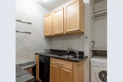 7 Primus Avenue #7-6, Boston, MA 02114 - Photo 8