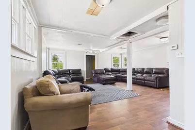5 Barber St, Springfield, MA 01109 - Photo 16