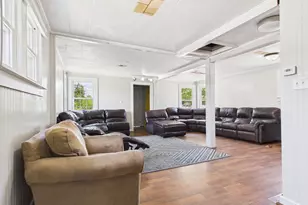 5 Barber St, Springfield, MA 01109 - Photo 16