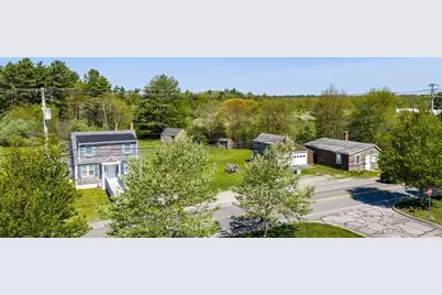 576 Faunce Corner, Dartmouth, MA 02747 - Photo 12