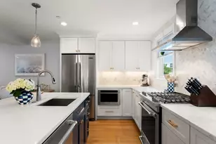 9 Belmont St, Boston, MA 02129 - Photo 8