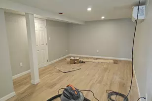 8 Canedy St, Wareham, MA 02576 - Photo 24