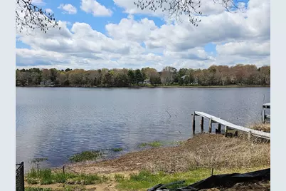 8 Canedy St, Wareham, MA 02576 - Photo 4