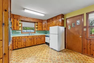 614 Parker St, Gardner, MA 01440 - Photo 12