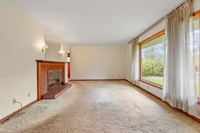 614 Parker St, Gardner, MA 01440 - Photo 8