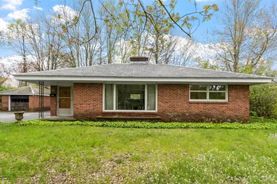 614 Parker St, Gardner, MA 01440 - Photo 2