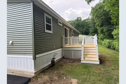 13 Parkwood Dr, West Springfield, MA 01089 - Photo 4