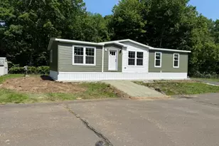 13 Parkwood Dr, West Springfield, MA 01089 - Photo 2