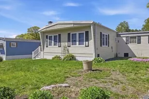 3 Holly Rd, Taunton, MA 02780 - Photo 4