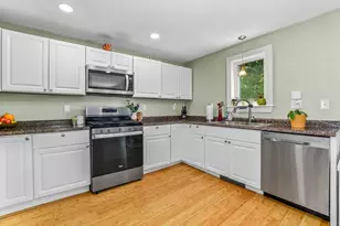 5 Church Ave, Taunton, MA 02780 - Photo 8
