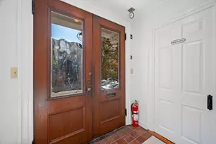 14 Lynde St, Salem, MA 01970 - Photo 4