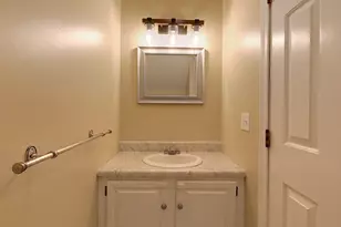 103 Main St, Pepperell, MA 01463 - Photo 12