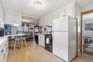 69 Greenfield St, Lawrence, MA 01843 - Photo 6