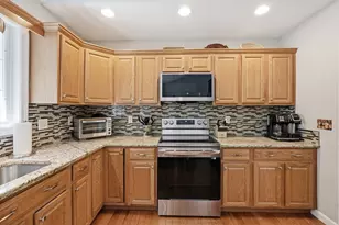 15 Primrose St, Worcester, MA 01604 - Photo 16