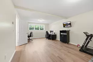 15 Primrose St, Worcester, MA 01604 - Photo 26