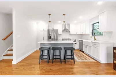 8 N Pleasant St #8, Natick, MA 01760 - Photo 2