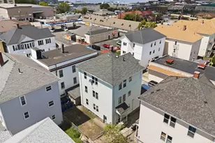 327 William St, Fall River, MA 02721 - Photo 10