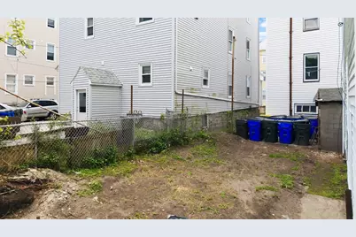 327 William St, Fall River, MA 02721 - Photo 8