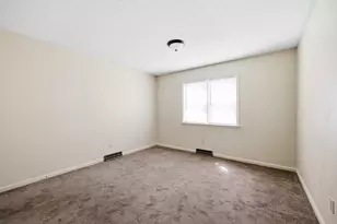 19-21 Wedgewood Cir, Springfield, MA 01129 - Photo 26
