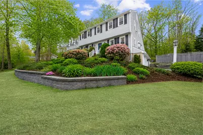 9 Hill Dale Rd, Plymouth, MA 02360 - Photo 2