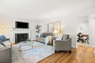 7 Haven Ln, Wayland, MA 01778 - Photo 4