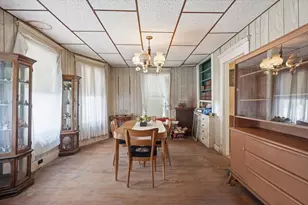 17 Wedge St, Lowell, MA 01851 - Photo 8
