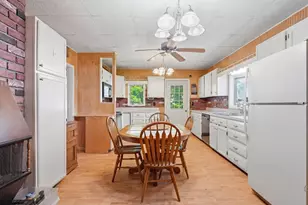 17 Wedge St, Lowell, MA 01851 - Photo 12