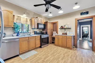 166 Center Avenue, Middleborough, MA 02346 - Photo 20