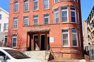 179-183 Walnut St, Holyoke, MA 01040 - Photo 2