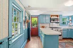 1327 Tremont St, Duxbury, MA 02332 - Photo 6