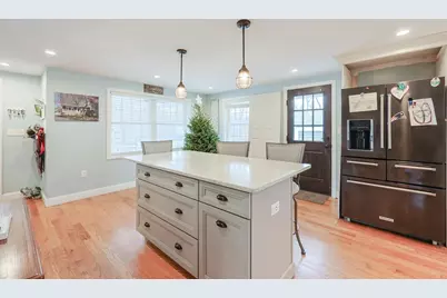 43 Marjorie St, Attleboro, MA 02703 - Photo 18