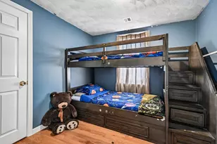 96 Cleveland Ave, Everett, MA 02149 - Photo 6