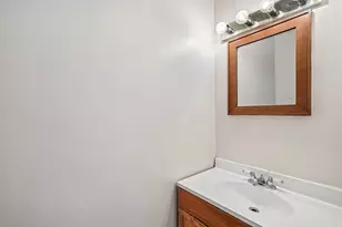 96 Cleveland Ave, Everett, MA 02149 - Photo 22