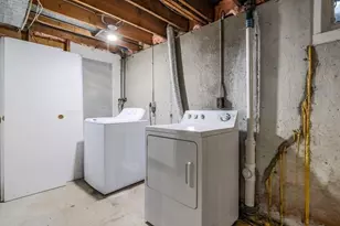 15 Bosworth Rd, Framingham, MA 01701 - Photo 32