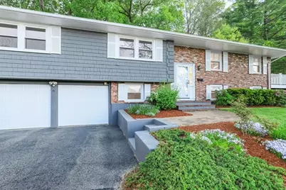 15 Bosworth Rd, Framingham, MA 01701 - Photo 2