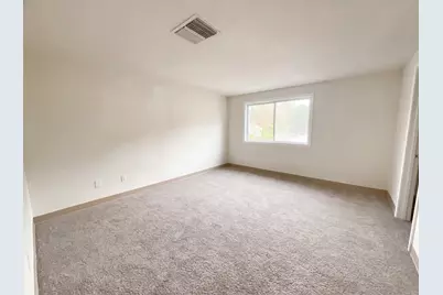 20 Lordvale Blvd #202, Grafton, MA 01536 - Photo 8