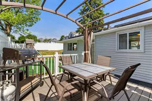 117 Pearl St, Lawrence, MA 01841 - Photo 12