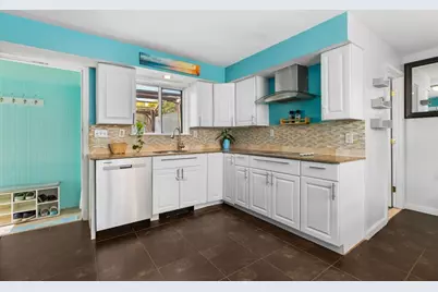 117 Pearl St, Lawrence, MA 01841 - Photo 4