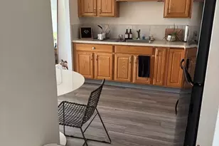 80 N Warren St, Woburn, MA 01801 - Photo 6