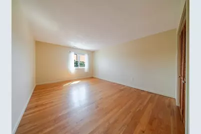 351 Pleasant St #9, Northampton, MA 01060 - Photo 24