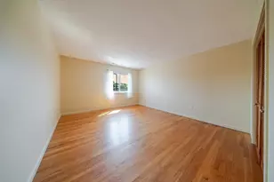 351 Pleasant St, Northampton, MA 01060 - Photo 24