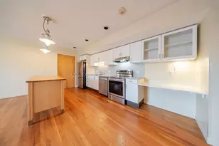 351 Pleasant St, Northampton, MA 01060 - Photo 8