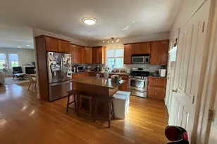133 Putnam Ave, Cambridge, MA 02139 - Photo 4