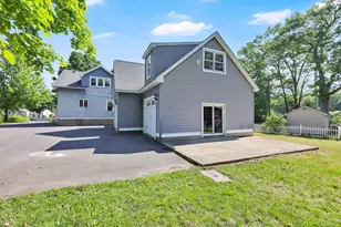 543 Amostown Rd, West Springfield, MA 01089 - Photo 8