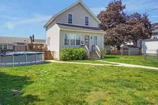 249 Baird St, Fall River, MA 02721 - Photo 2