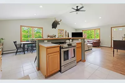 284 Howe St, East Brookfield, MA 01515 - Photo 20