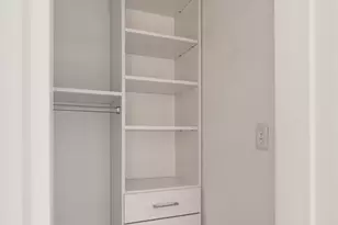 197 W Newton St, Boston, MA 02116 - Photo 16