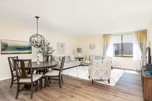 404 Paradise Rd, Swampscott, MA 01907 - Photo 4
