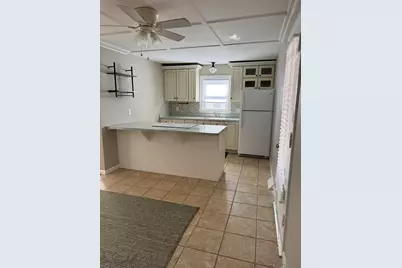 34 Lincoln Street, Millville, MA 01529 - Photo 4