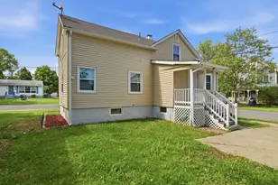 25 High St, Agawam, MA 01001 - Photo 42